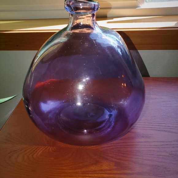 Lilac askew bulbous recycled glass handmade vase - Picture 5 of 13